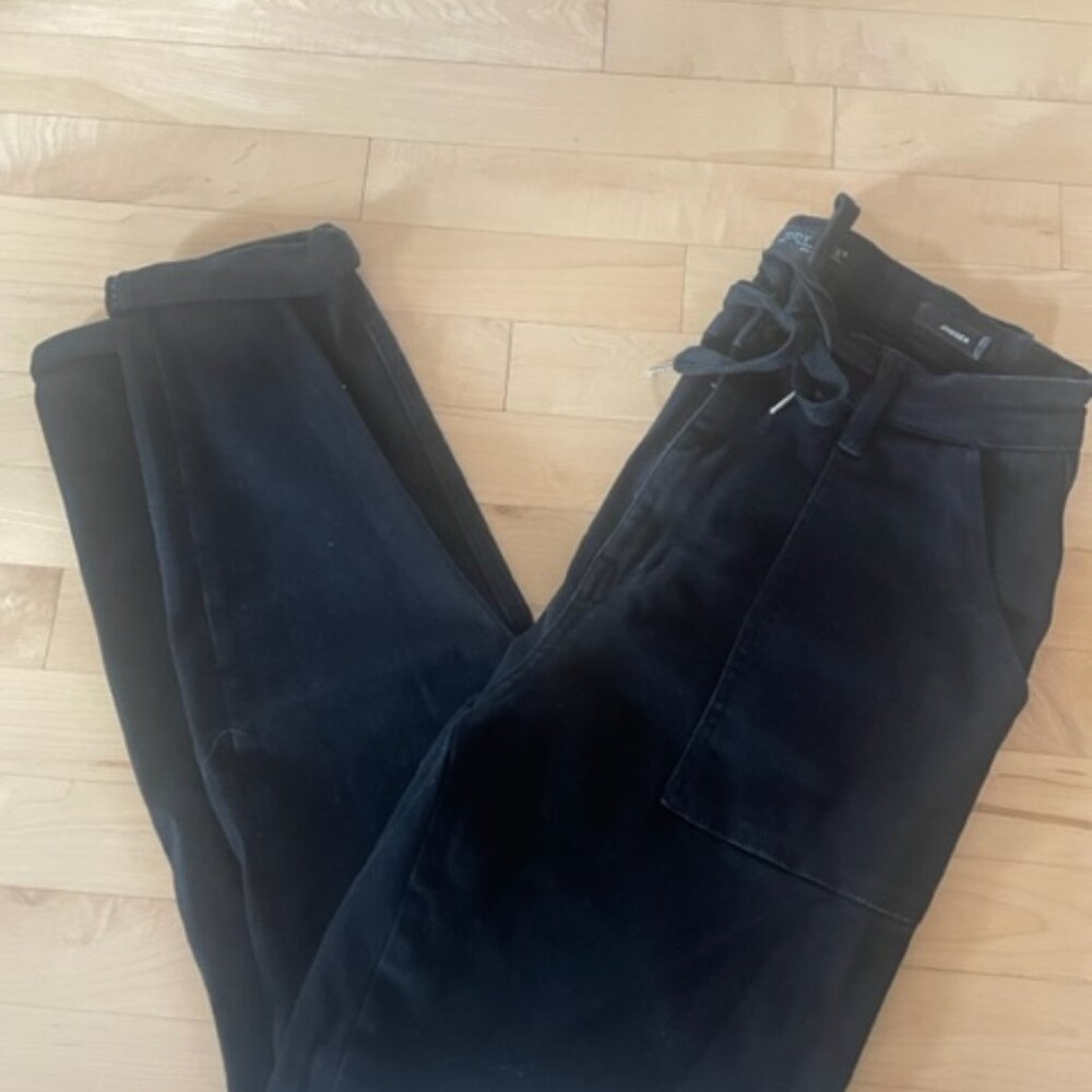 Judy Blue Black Jogger 11/30